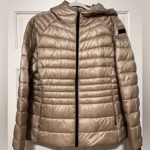 BCBGMaxAzria XXL Metallic Taupe Light Packable Winter Coat - Excellent cond.